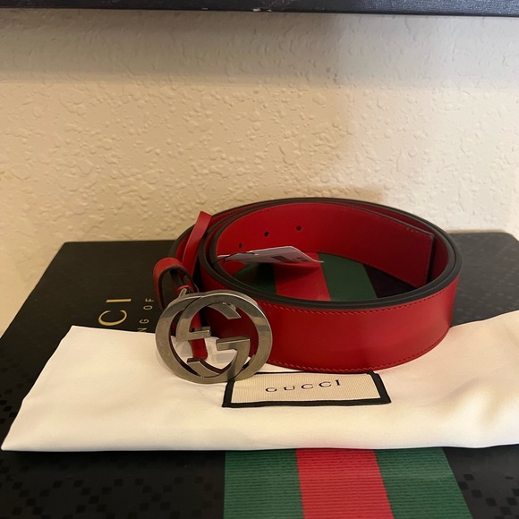 GUCCI RED LEATHER BELT UNISEX - Picture 2 of 4